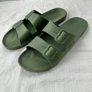 Freedom Moses Slides Sandals Olive Green Casual Mens Size 46/47 12/13‎